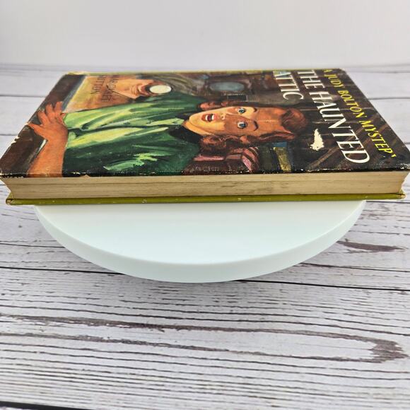 The Haunted Attic A Judy Bolton Mystery by Margaret Sutton - Picture 7 of 15